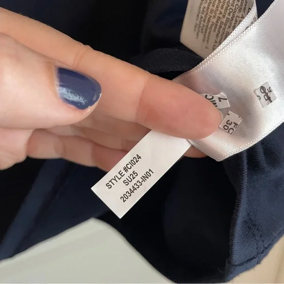 Jcrew navy vneck tank size L - Picture 5 of 6